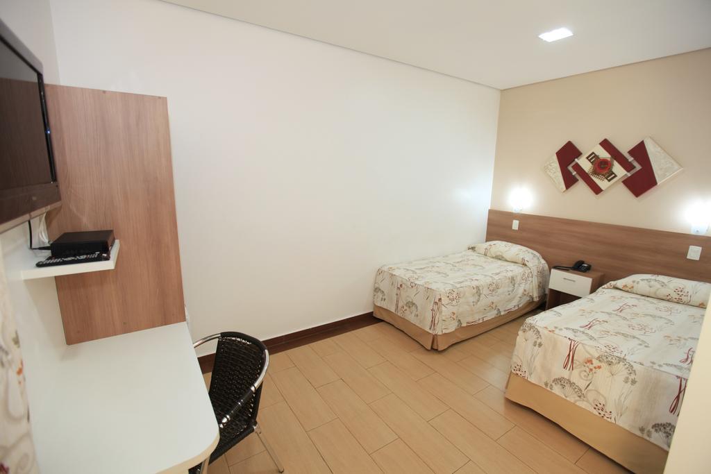 Hotel Oly Plaza Piracicaba Δωμάτιο φωτογραφία